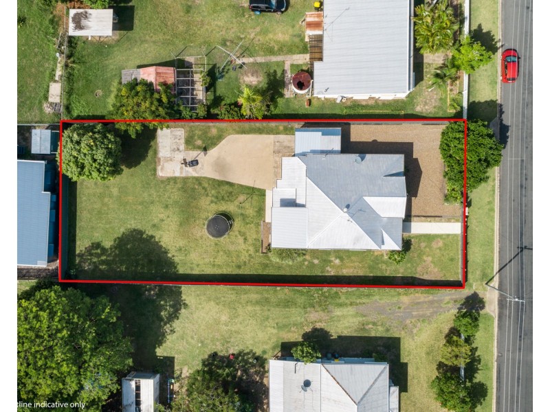24 King Street, Urangan QLD 4655