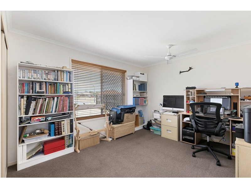 8 Wodalla Mews, Point Vernon QLD 4655