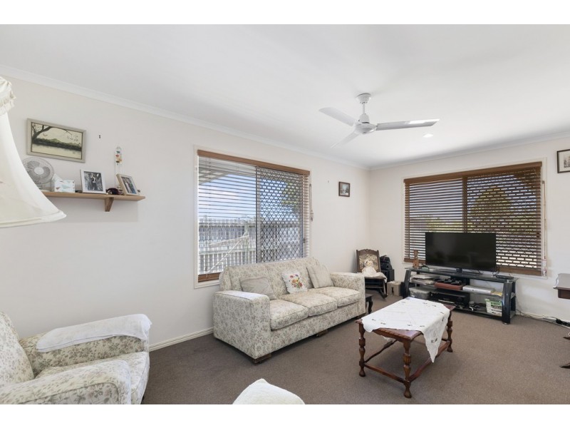 8 Wodalla Mews, Point Vernon QLD 4655