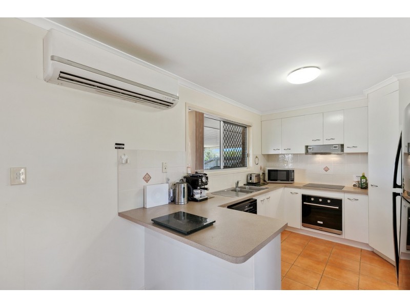 8 Wodalla Mews, Point Vernon QLD 4655