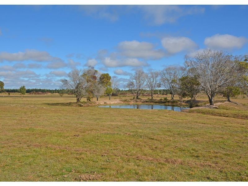 121 Curran Street, Bunya Creek QLD 4655