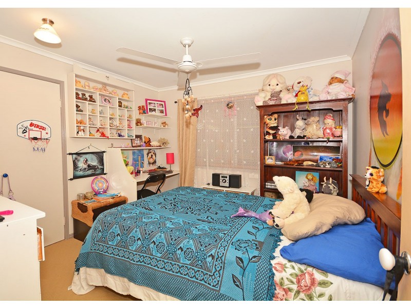 3 Rosella Way, Eli Waters QLD 4655