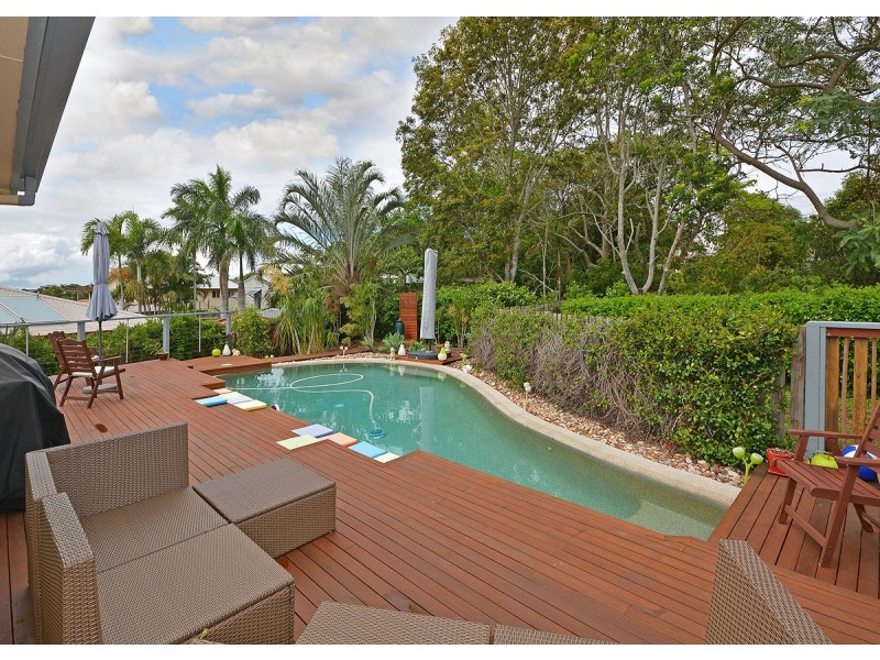6 Lygon Court, Urraween QLD 4655