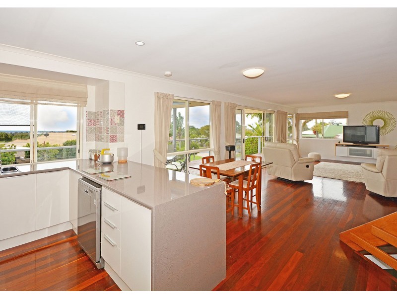 6 Lygon Court, Urraween QLD 4655
