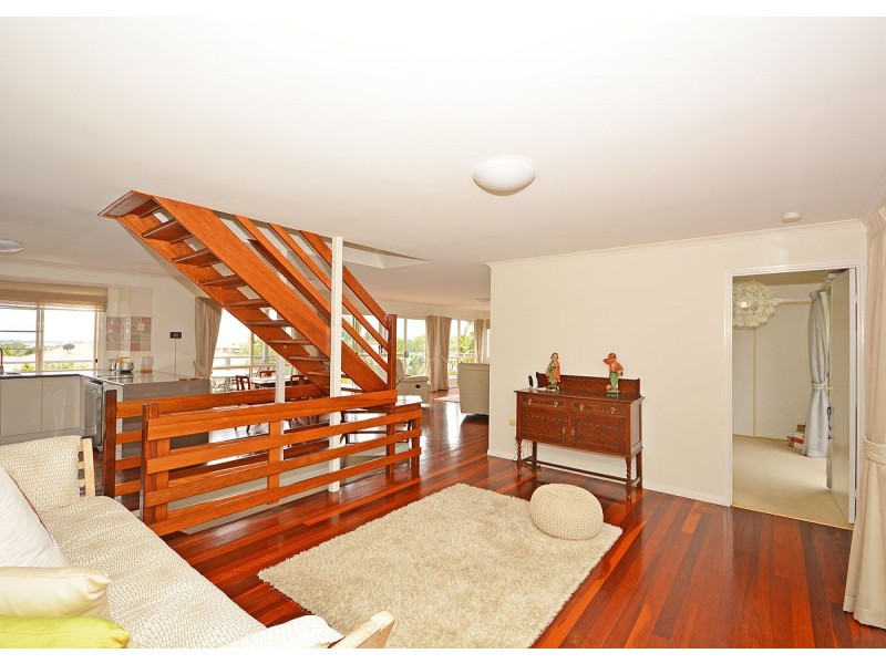 6 Lygon Court, Urraween QLD 4655