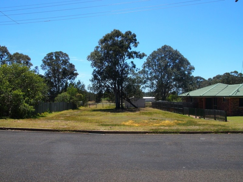 12 Petrel Avenue, River Heads QLD 4655