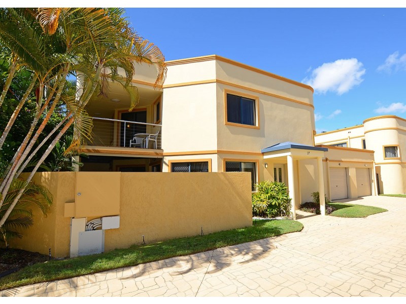 27/33 Elizabeth Street, Urangan QLD 4655