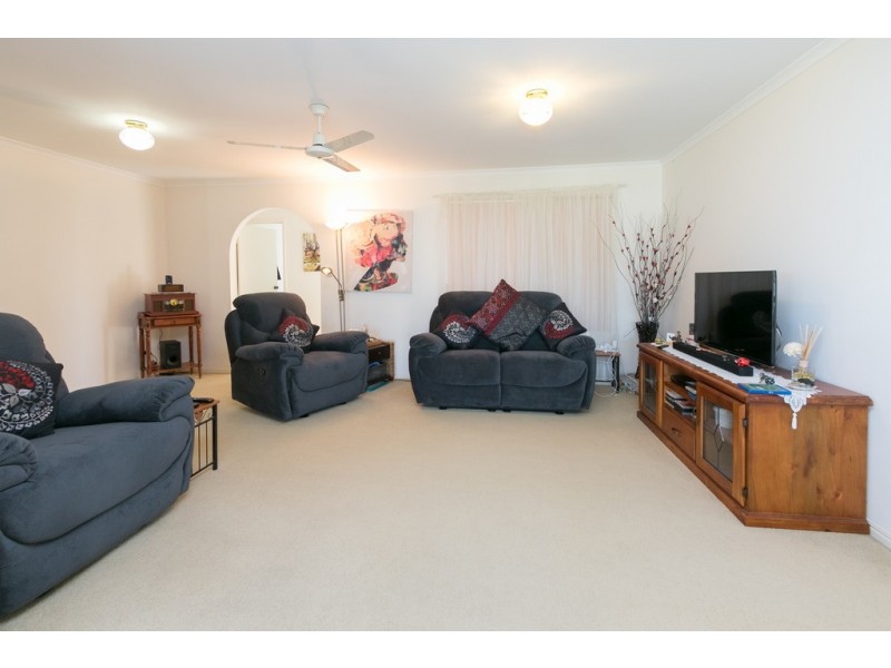 10 Gumtree Drive, Urraween QLD 4655