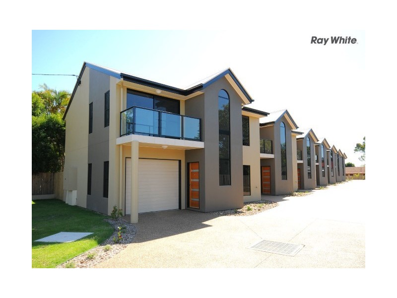 4/13 Tavistock Street, Torquay QLD 4655