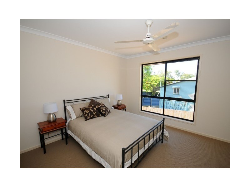 4/13 Tavistock Street, Torquay QLD 4655