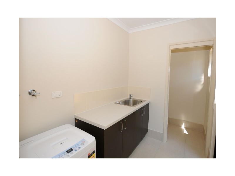 4/13 Tavistock Street, Torquay QLD 4655