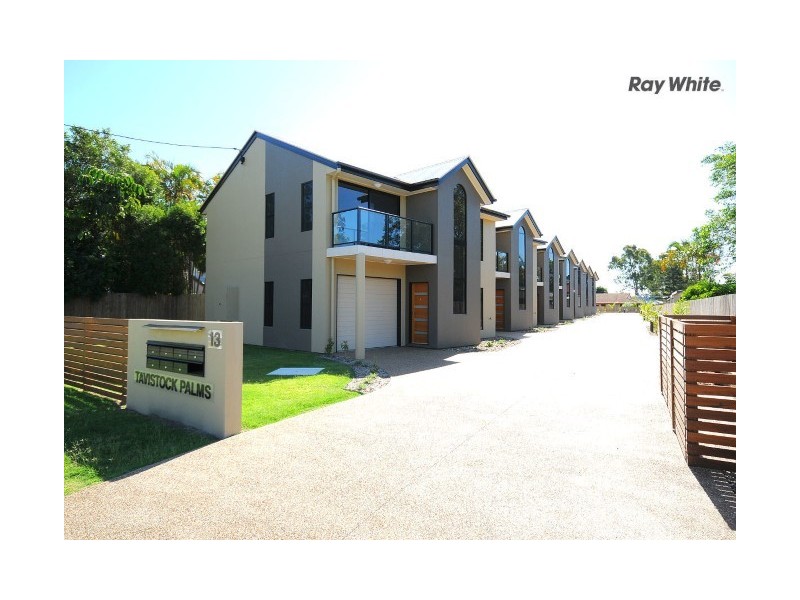 4/13 Tavistock Street, Torquay QLD 4655