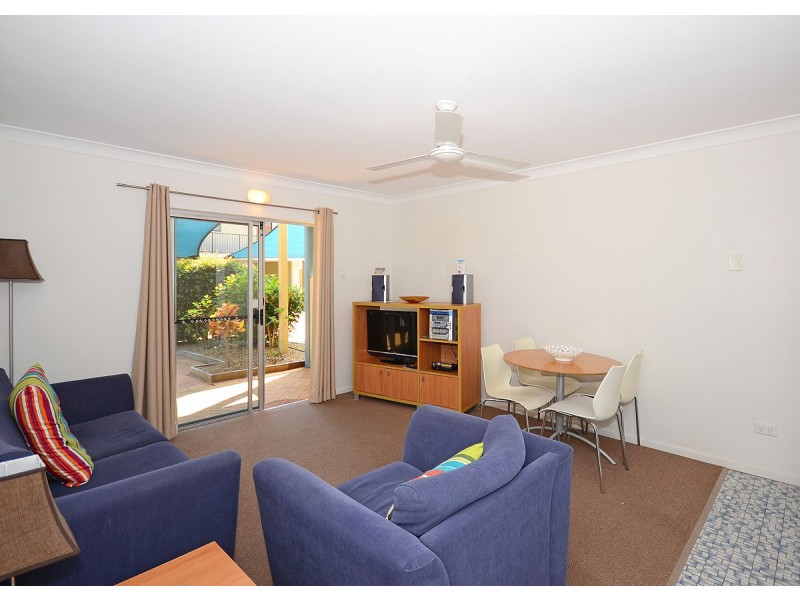 7/13 Ann Street, Torquay QLD 4655