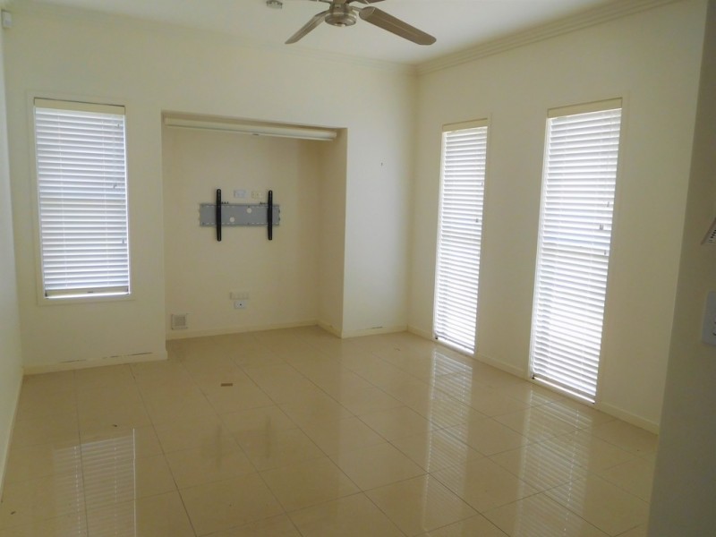 1 Bay Park Drive, Wondunna QLD 4655