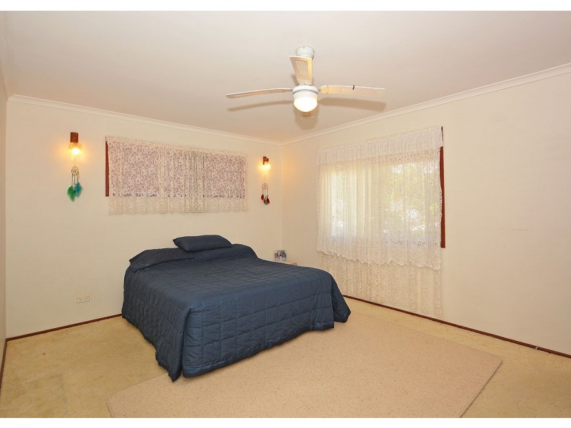 56 Margaret Street, Urangan QLD 4655