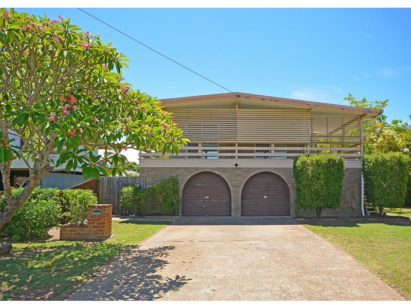 56 Margaret Street, Urangan QLD 4655