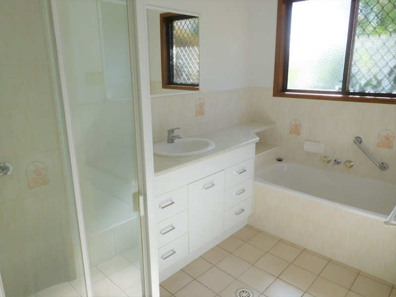 22 John Street, Scarness QLD 4655