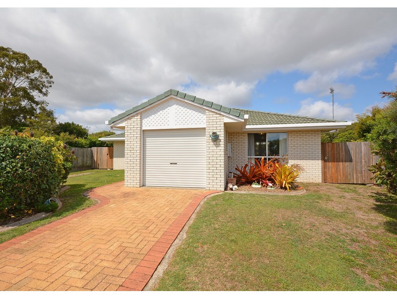 16 Masters Court, Urraween QLD 4655