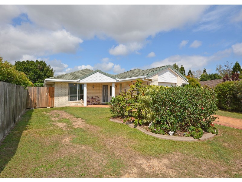 16 Masters Court, Urraween QLD 4655