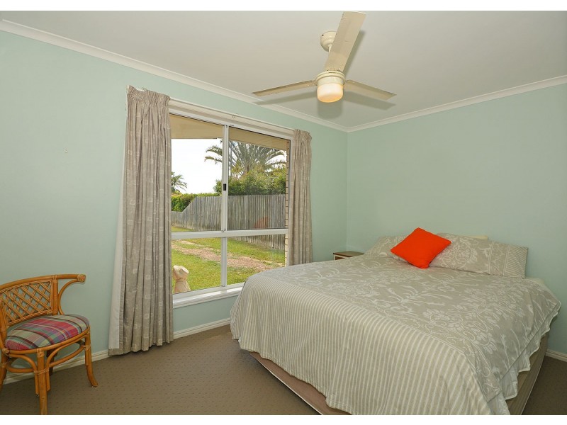 16 Masters Court, Urraween QLD 4655