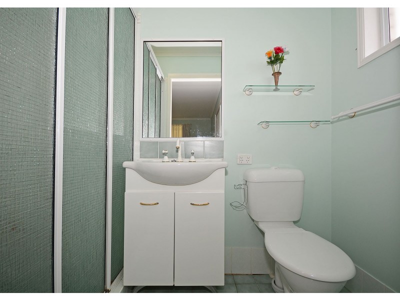 16 Masters Court, Urraween QLD 4655