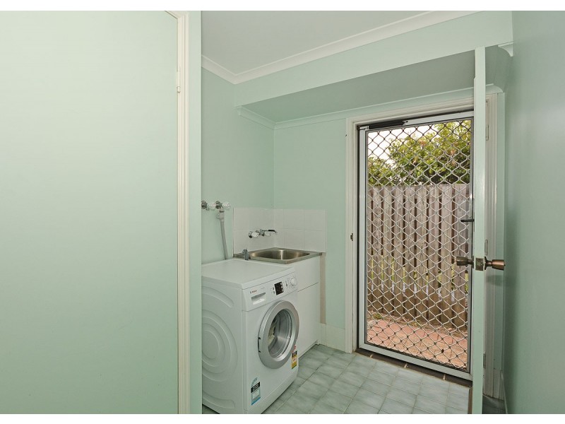 16 Masters Court, Urraween QLD 4655