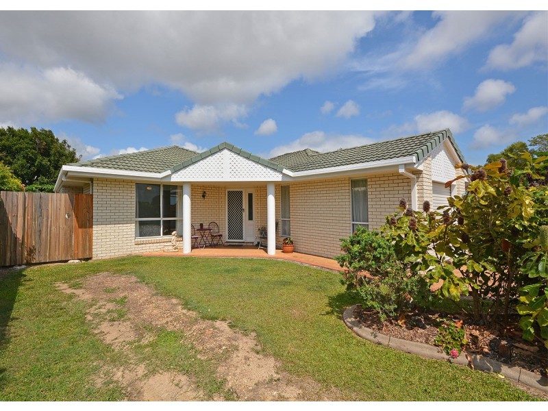16 Masters Court, Urraween QLD 4655
