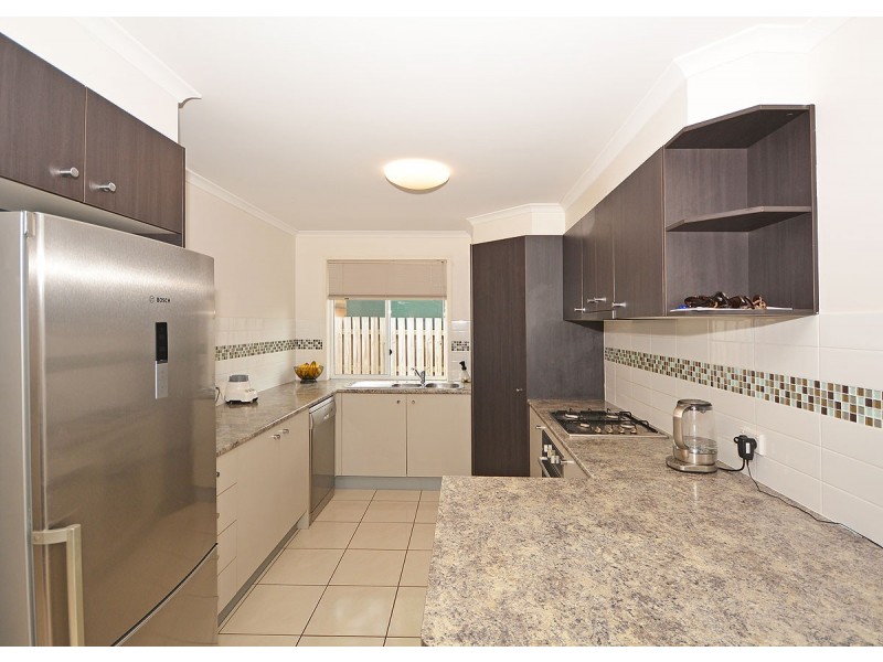 35 Earl St Vincent Circuit, Eli Waters QLD 4655