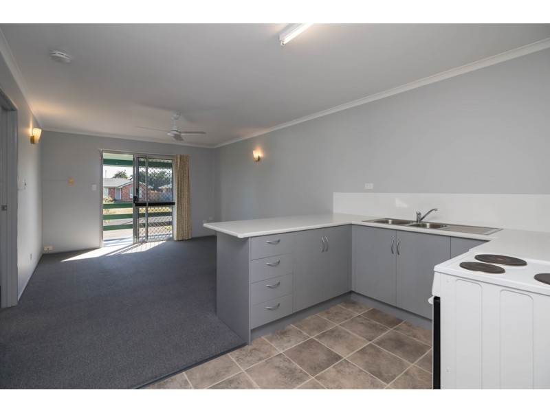 36B BANKSIA, Point Vernon QLD 4655