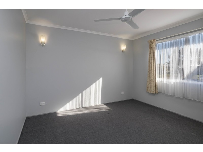 36B BANKSIA, Point Vernon QLD 4655