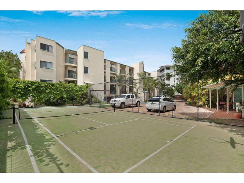 11/465 Esplanade, Torquay QLD 4655