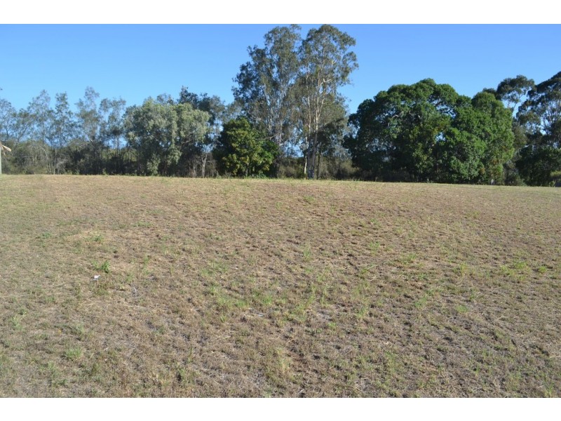22 Foreshore Drive, Urangan QLD 4655