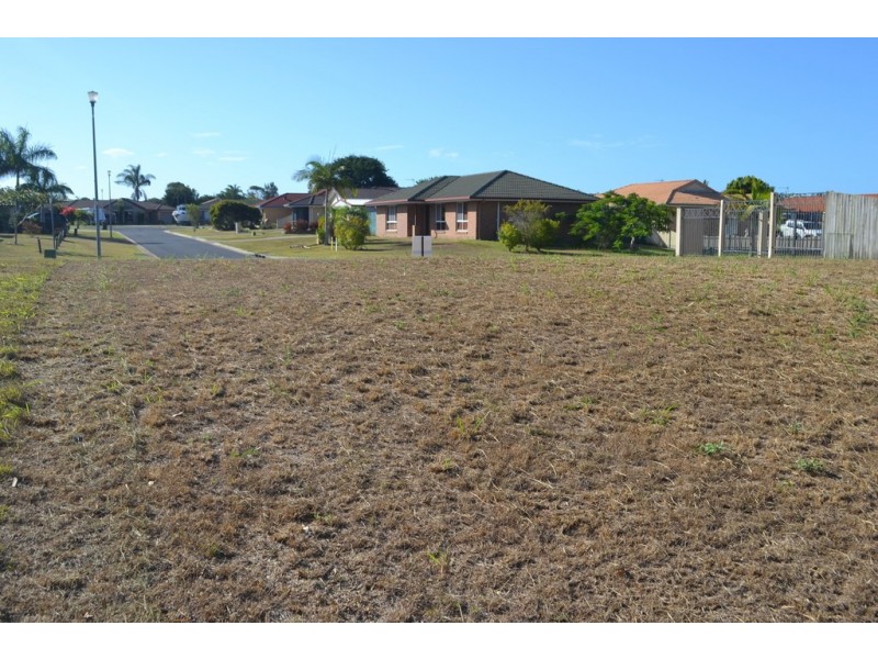 22 Foreshore Drive, Urangan QLD 4655