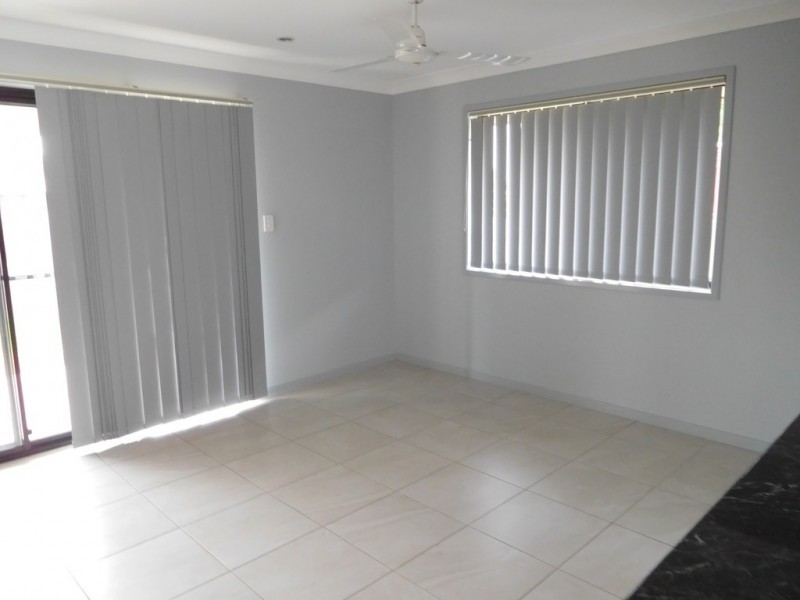 20 A Maple, Pialba QLD 4655