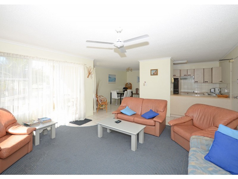 8/325 Esplanade, Scarness QLD 4655