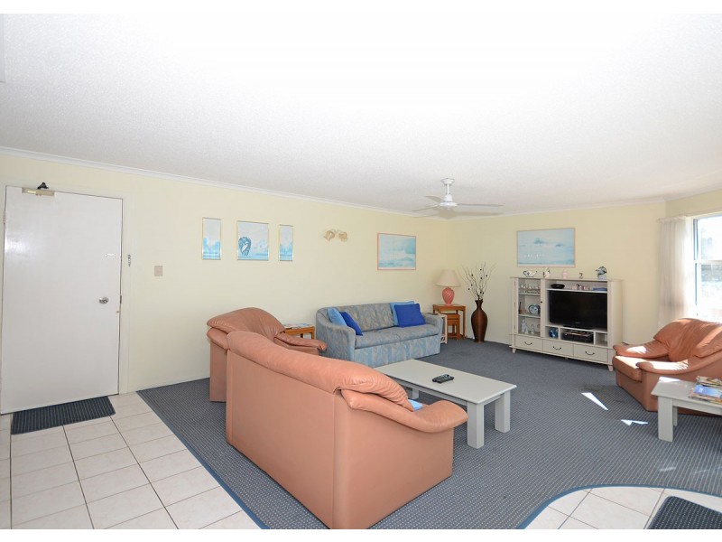 8/325 Esplanade, Scarness QLD 4655
