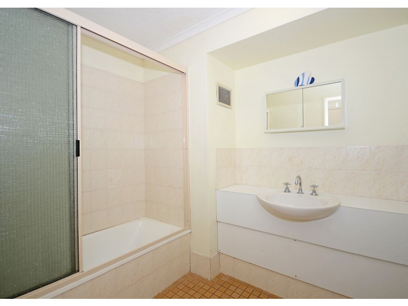 8/325 Esplanade, Scarness QLD 4655