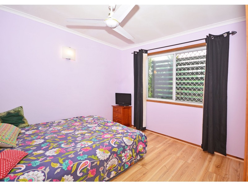 43 Sunset Crescent, Torquay QLD 4655