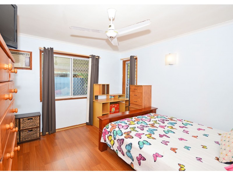 43 Sunset Crescent, Torquay QLD 4655