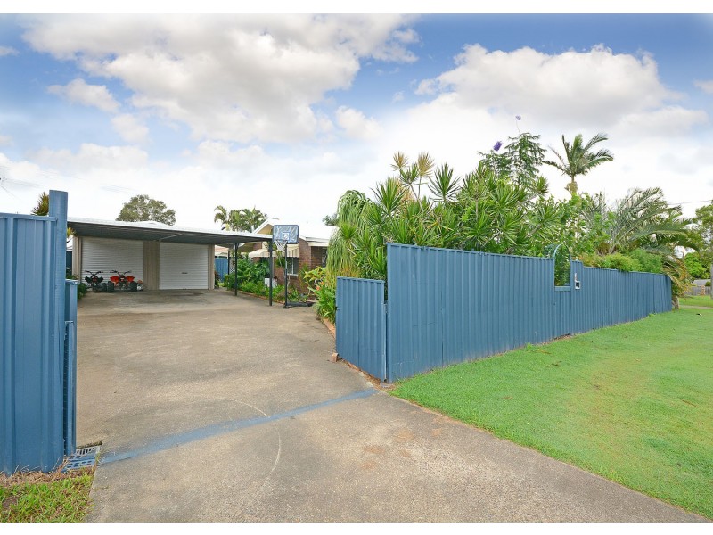 43 Sunset Crescent, Torquay QLD 4655