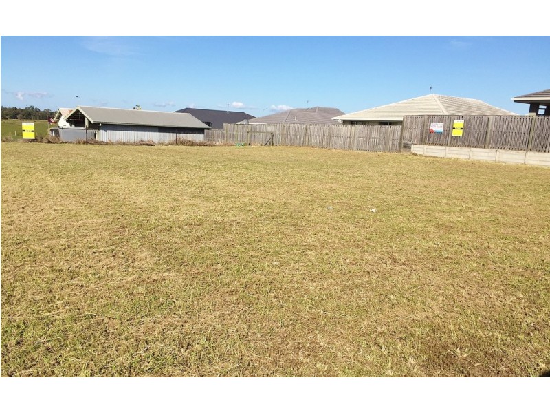 73 Parklands Boulevard, Wondunna QLD 4655