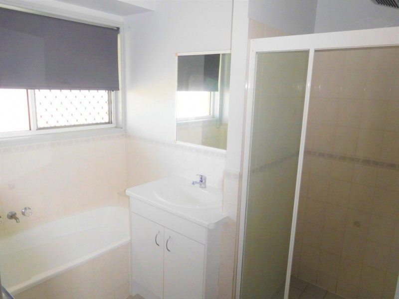 113 Limpus Street, Urangan QLD 4655