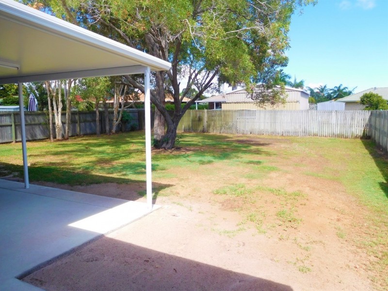 113 Limpus Street, Urangan QLD 4655