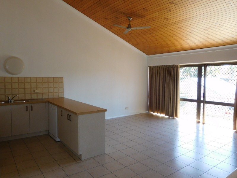 13/406 Esplanade, Torquay QLD 4655