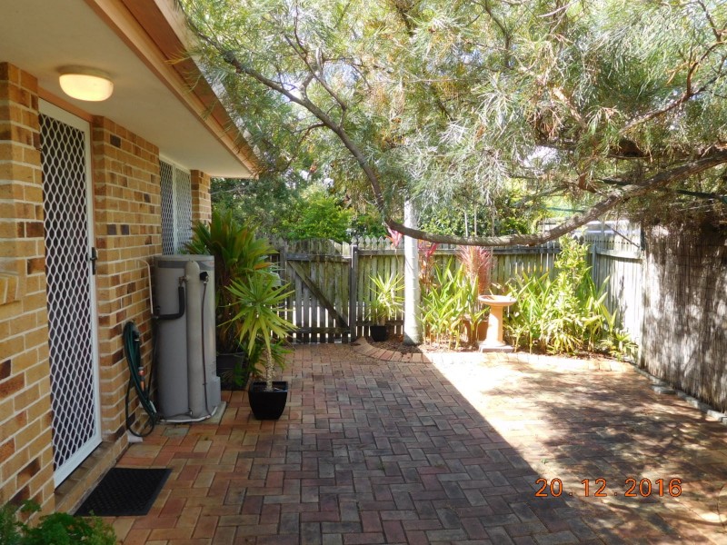 8/174 Cypress, Urangan QLD 4655