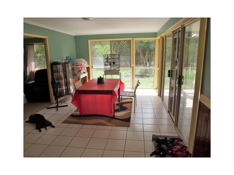 135 Old Coach Road, Oakhurst QLD 4650