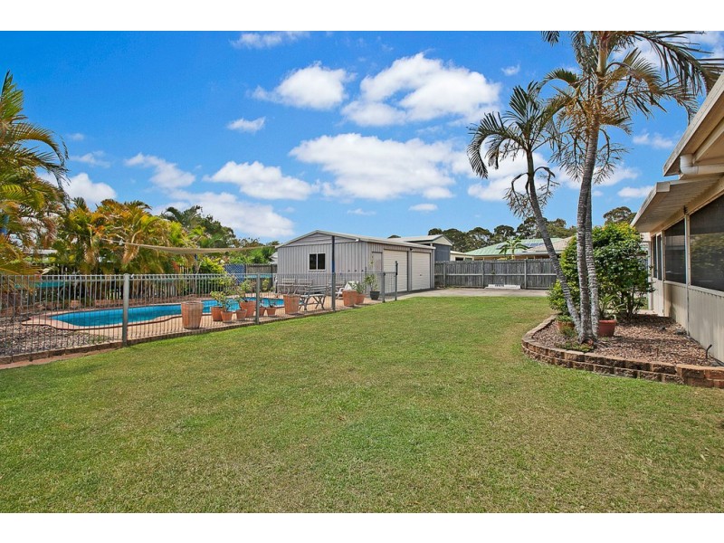 4 Amanda Court, Kawungan QLD 4655