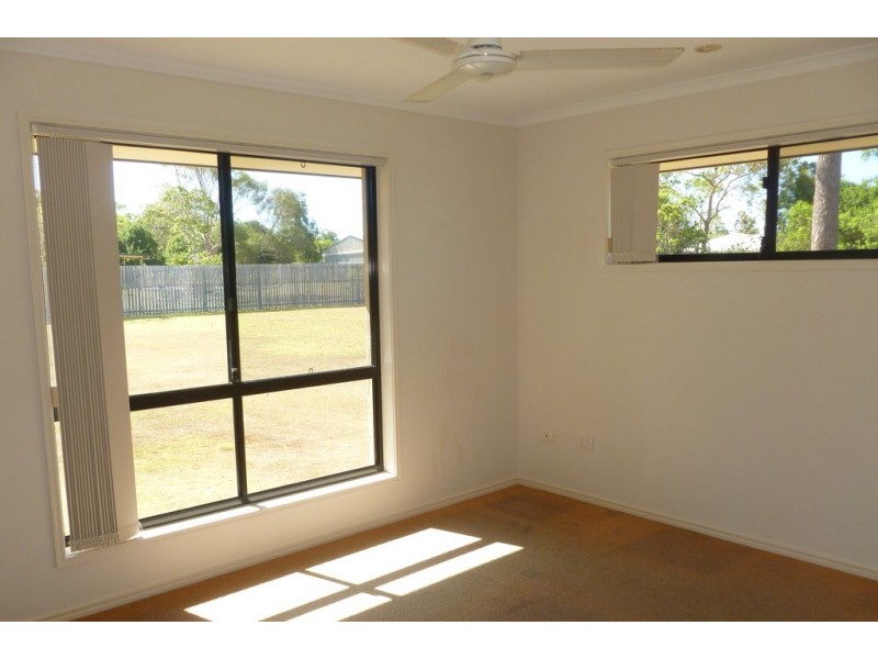 1 Northwest Bay Court, Wondunna QLD 4655