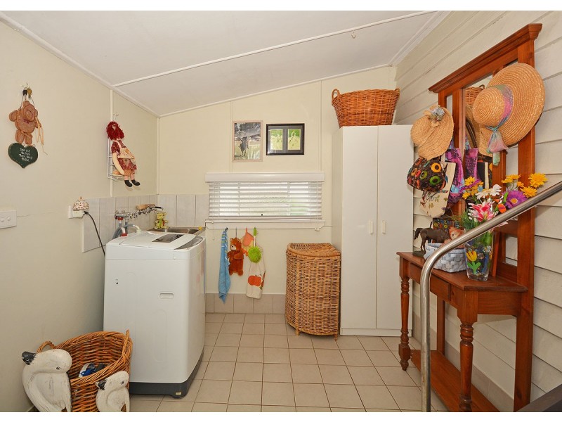 68 Dayman Street, Urangan QLD 4655