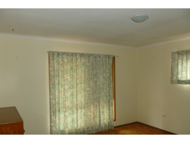 216 Dayman Street, Urangan QLD 4655